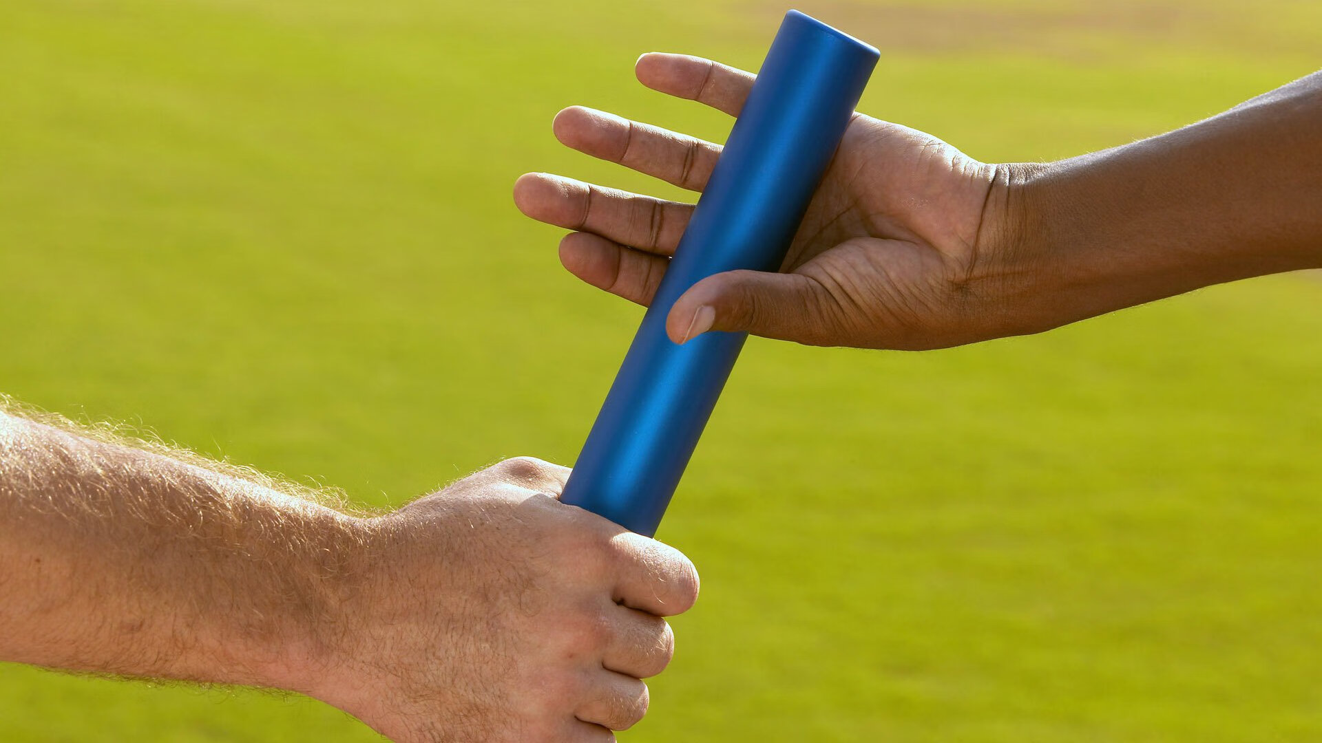 克罗地亚骑手马特·布尼奇在2024年国际马术联合会世界障碍赛中以“Mister Cool”马匹获得第七名，表现出色。